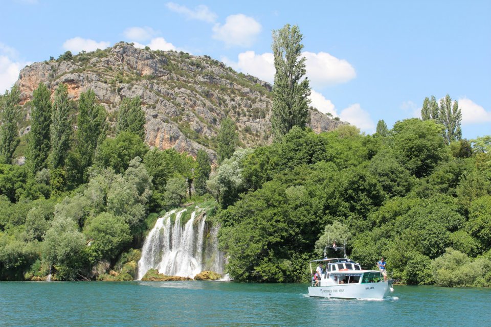 Водопад Рошки-Слап в национальном парке "Крка" в Хорватии. Фото: Facebook.com/npkrka 